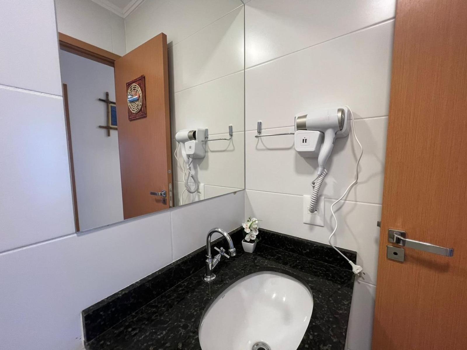 Apartment Ubatuba- Toninhas 104. Ubatuba